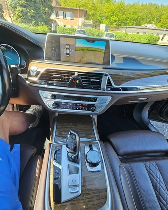 BMW Seria 7 cena 184900 przebieg: 214100, rok produkcji 2017 z Katowice małe 529